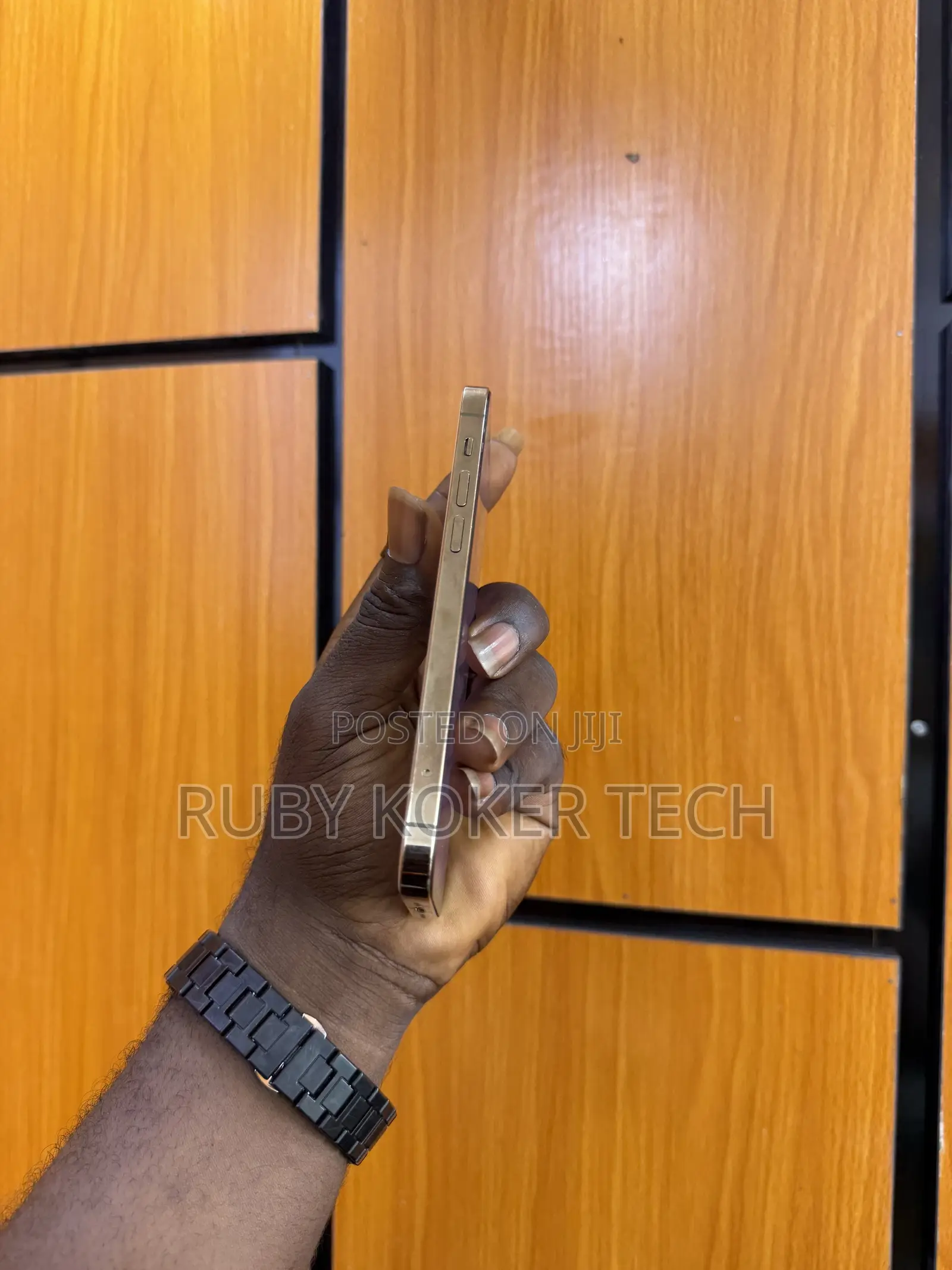 Apple iPhone 12 Pro 128 GB Gold