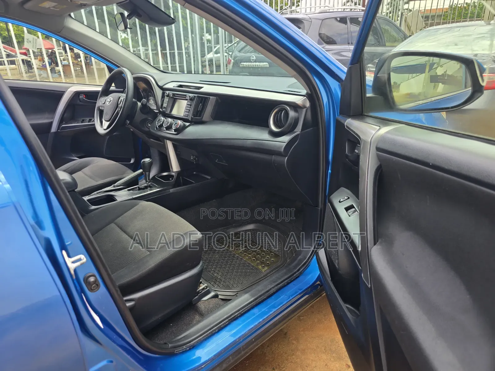 Toyota RAV4 2017 Blue