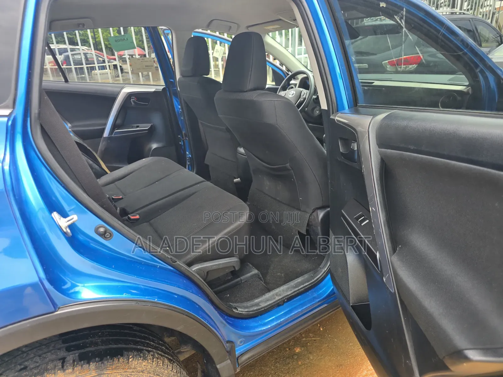 Toyota RAV4 2017 Blue