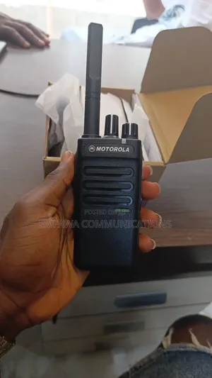 Motorola Gp1200 Uhf Walkie Talkie