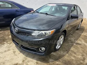 Toyota Camry 2014 Blue