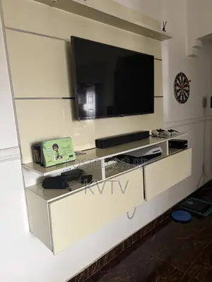 Very Neat Tv Console (Can Fit Up to 55 Inch Tv)