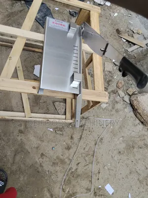 Manual Bone Saw Machine