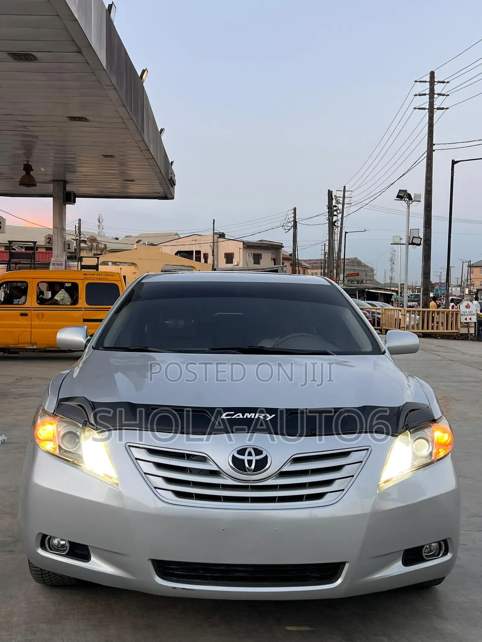 Toyota Camry 2009 Silver