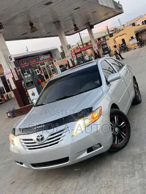Toyota Camry 2009 Silver