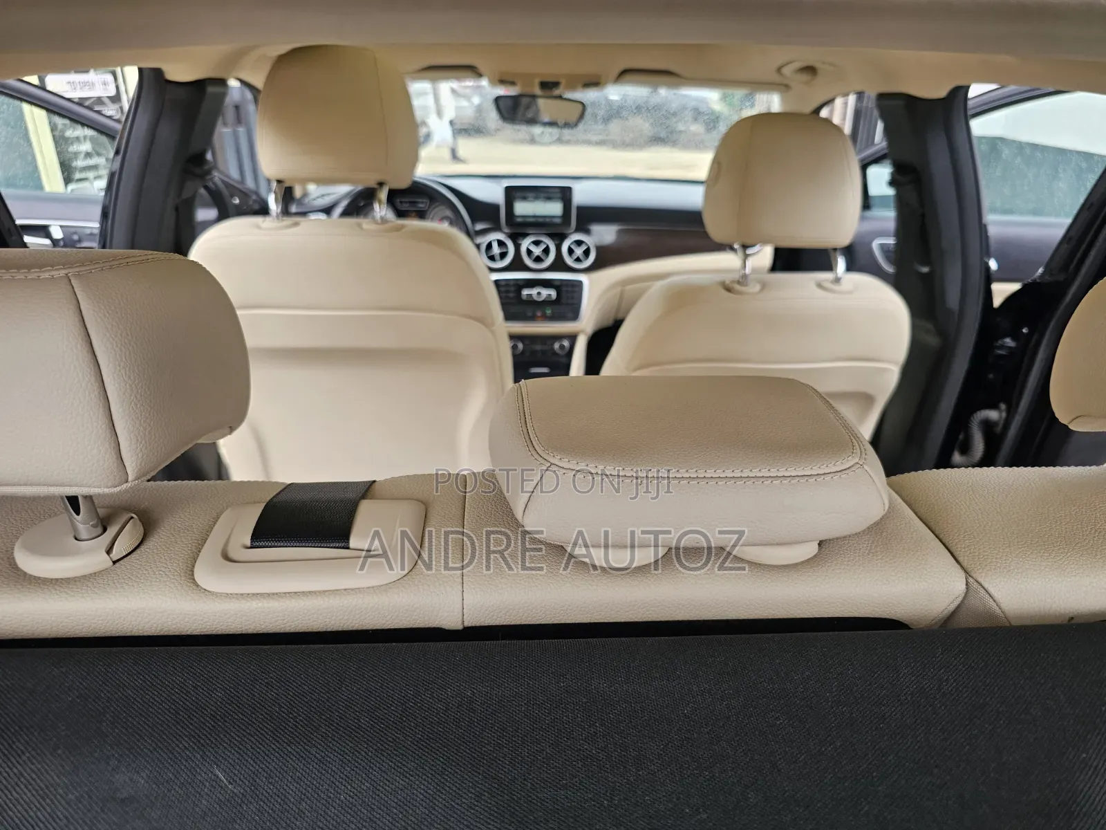 Mercedes-Benz GLA 250 2017 Black