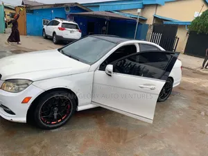 Mercedes-Benz C300 2010 White