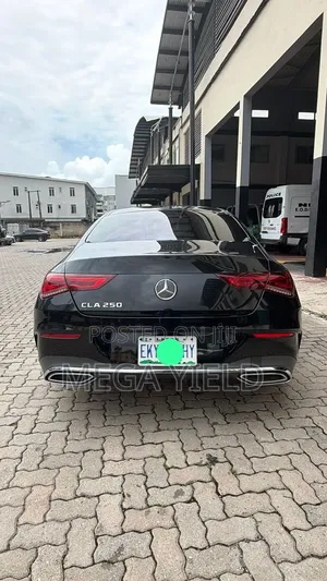 Mercedes-Benz CLA-Class CLA 250 4MATIC Sedan 2021 Black