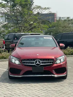 Mercedes-Benz C300 2017 Red