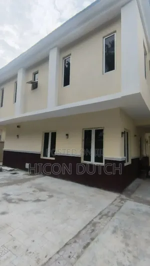 3bdrm Duplex in Off 1St Avenue, Gwarinpa for rent