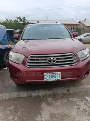 Toyota Highlander Base 2010 Red