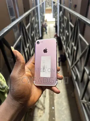 Apple iPhone 7 32 GB Rose Gold