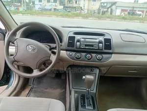 Toyota Camry 2004 Gray