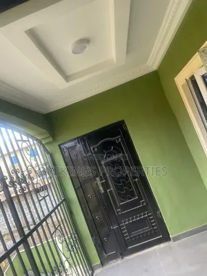 2bdrm Block of Flats in Nnpc, Oluyole for rent