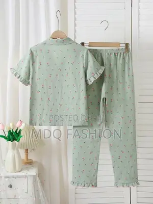 Cute Green Floral Two-Piece Pajama Set