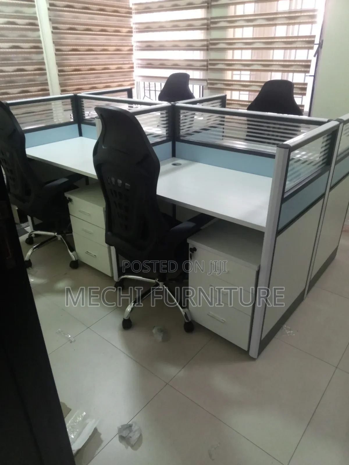 4 Men Work Station