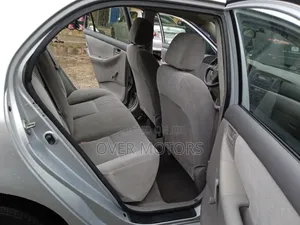 Toyota Corolla 2005 Silver