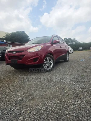 Hyundai Tucson 2012 Red