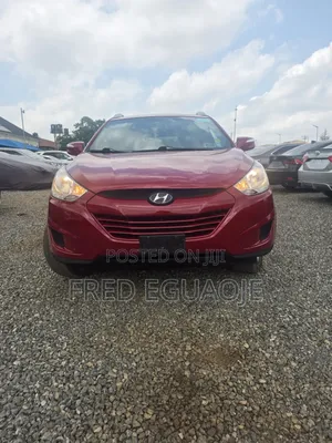 Hyundai Tucson 2012 Red