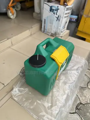 Portable Eyewash Station – 34 Litre