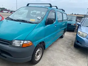 Toyota HiAce 2006 Blue