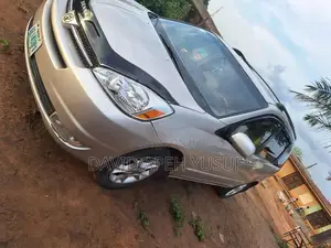 Toyota Sienna XLE AWD 2005 Silver