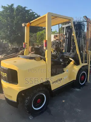 4 Tons Hyster Forklift