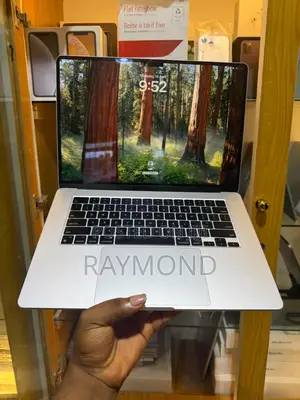 Laptop Apple MacBook Air 2023 M2 8GB Apple M2 SSD 512GB