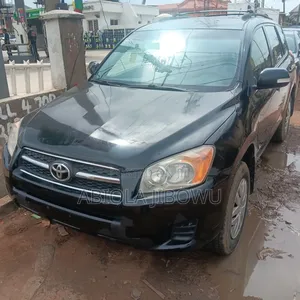 Toyota RAV4 2.5 2012 Black