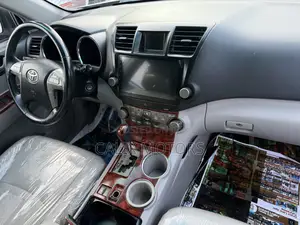 Toyota Highlander 2008 Silver