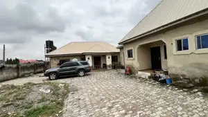 3bdrm Block of Flats in Auto Beauty, Kubwa for sale