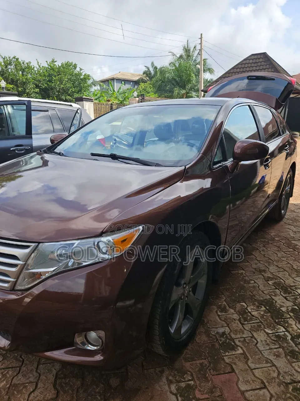 Toyota Venza 2011 Brown