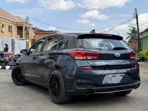 Hyundai Elantra Value Edition 2020 Blue