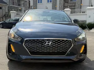 Hyundai Elantra Value Edition 2020 Blue