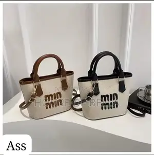 Premium Crossbody Bag – Stylish, Compact Classy