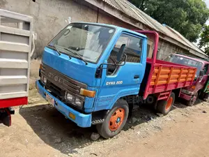 Toyota Dyna 200 Diesel Engine First Body