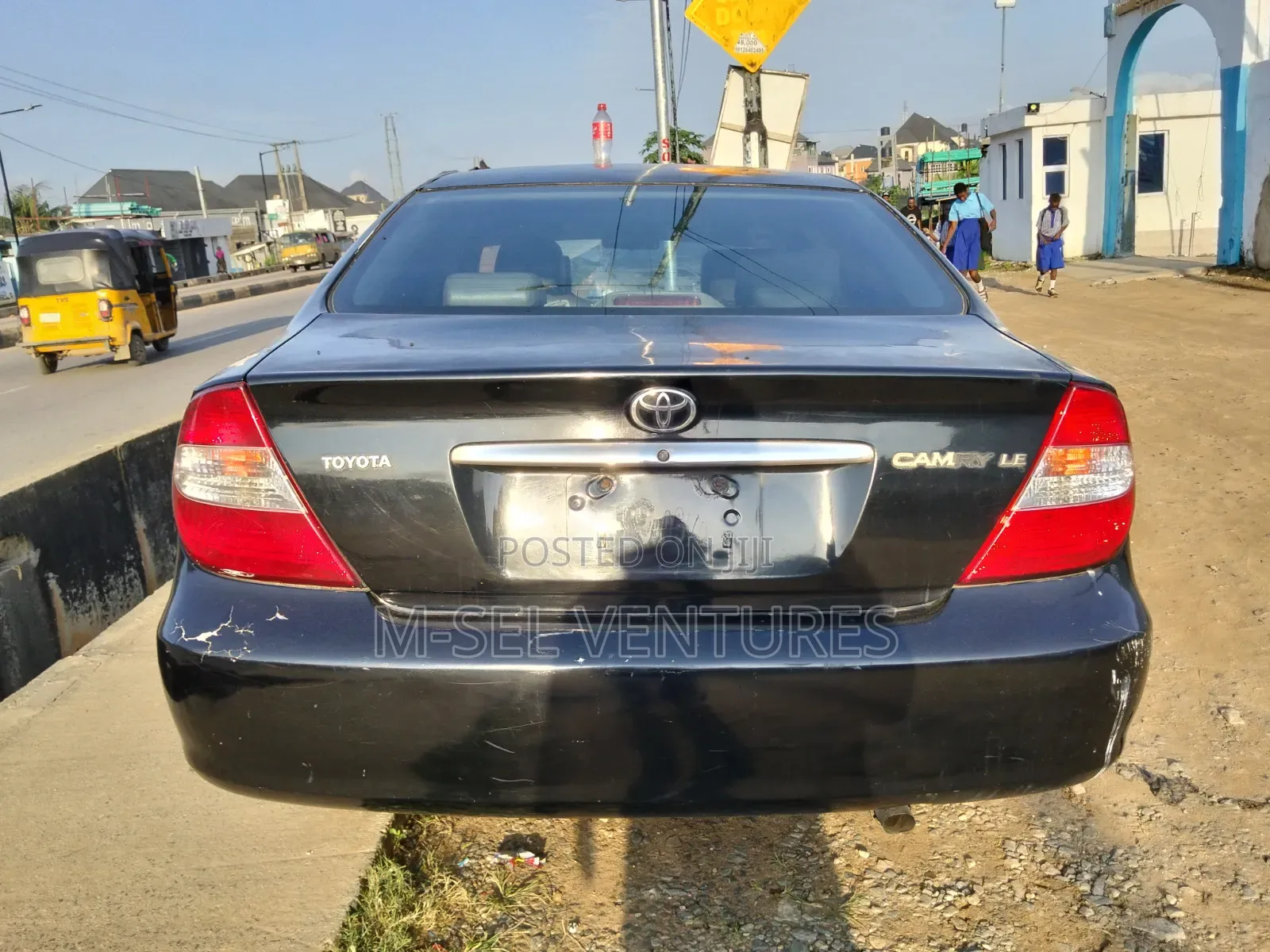 Toyota Camry SE 2024 Black