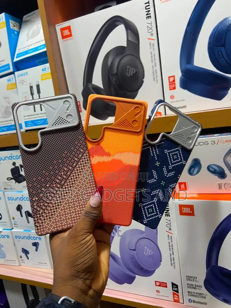 Samsung Pouches
