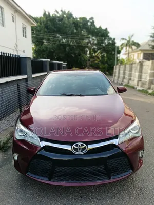 Toyota Camry 2016 Red