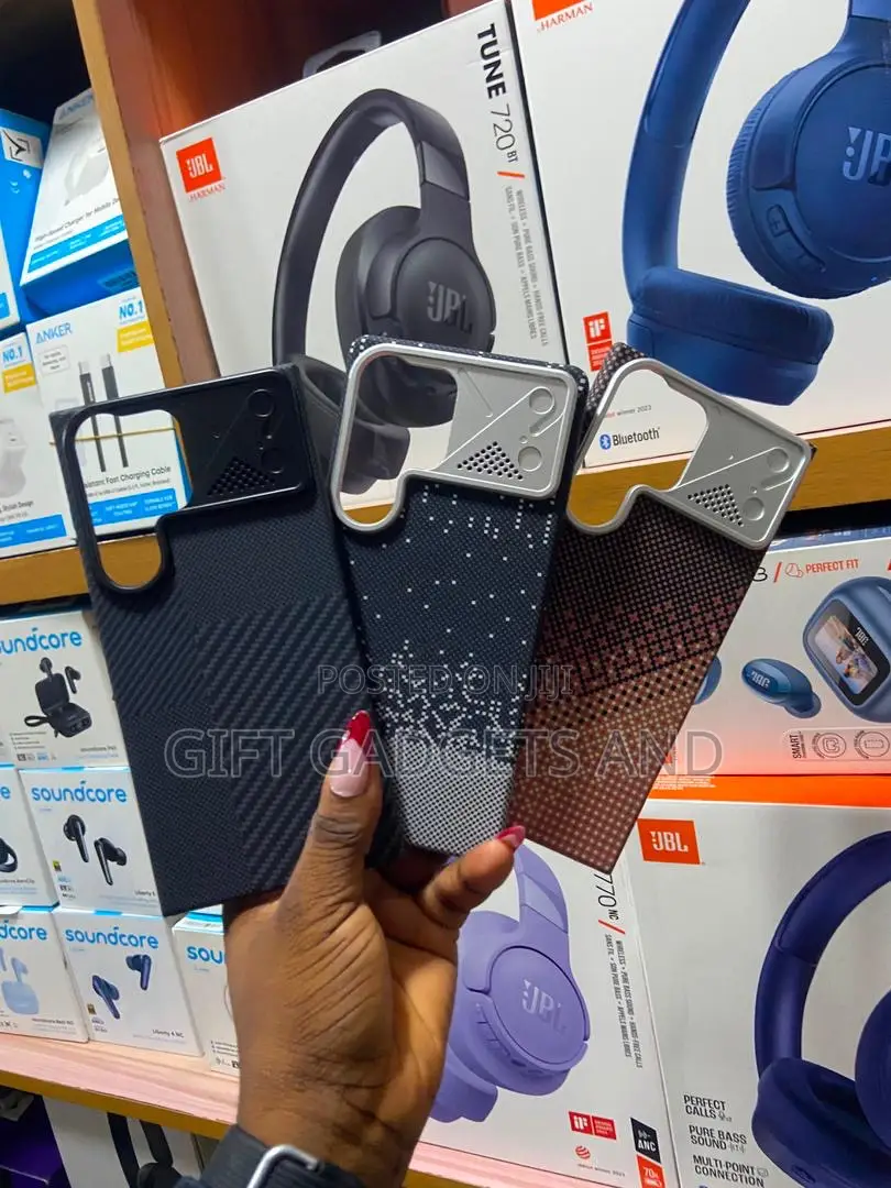 Samsung Pouches
