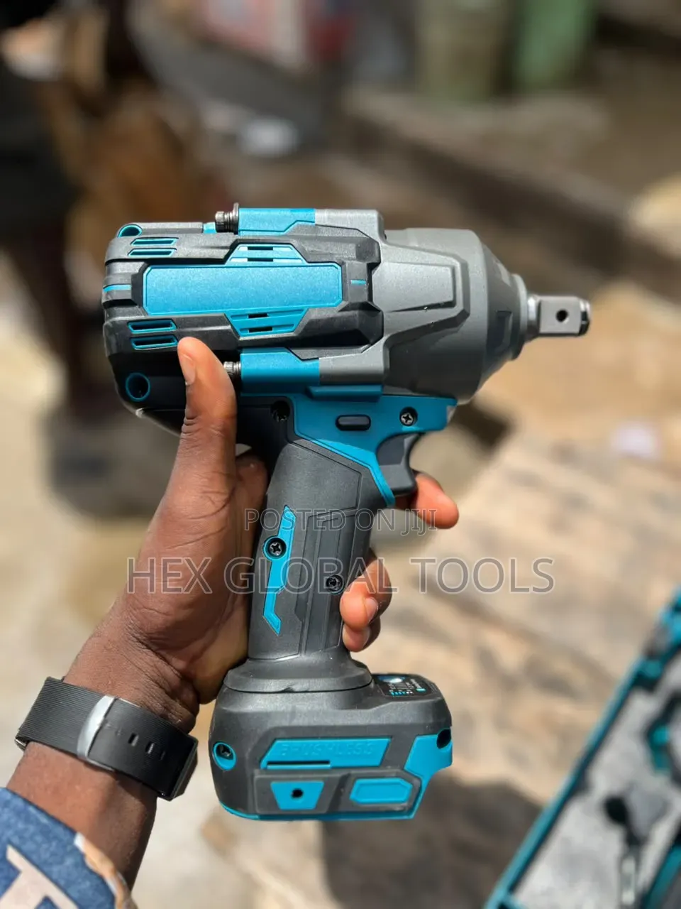 Bosch 31⁄4" Impact Wrench
