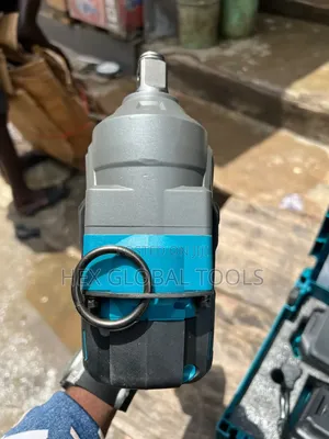 Bosch 31⁄4" Impact Wrench