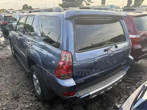 Toyota 4-Runner 2005 Blue