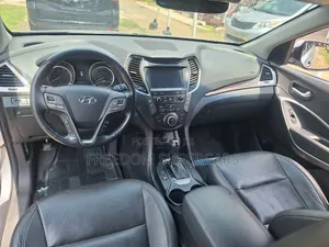 Hyundai Santa Fe 2017 Silver