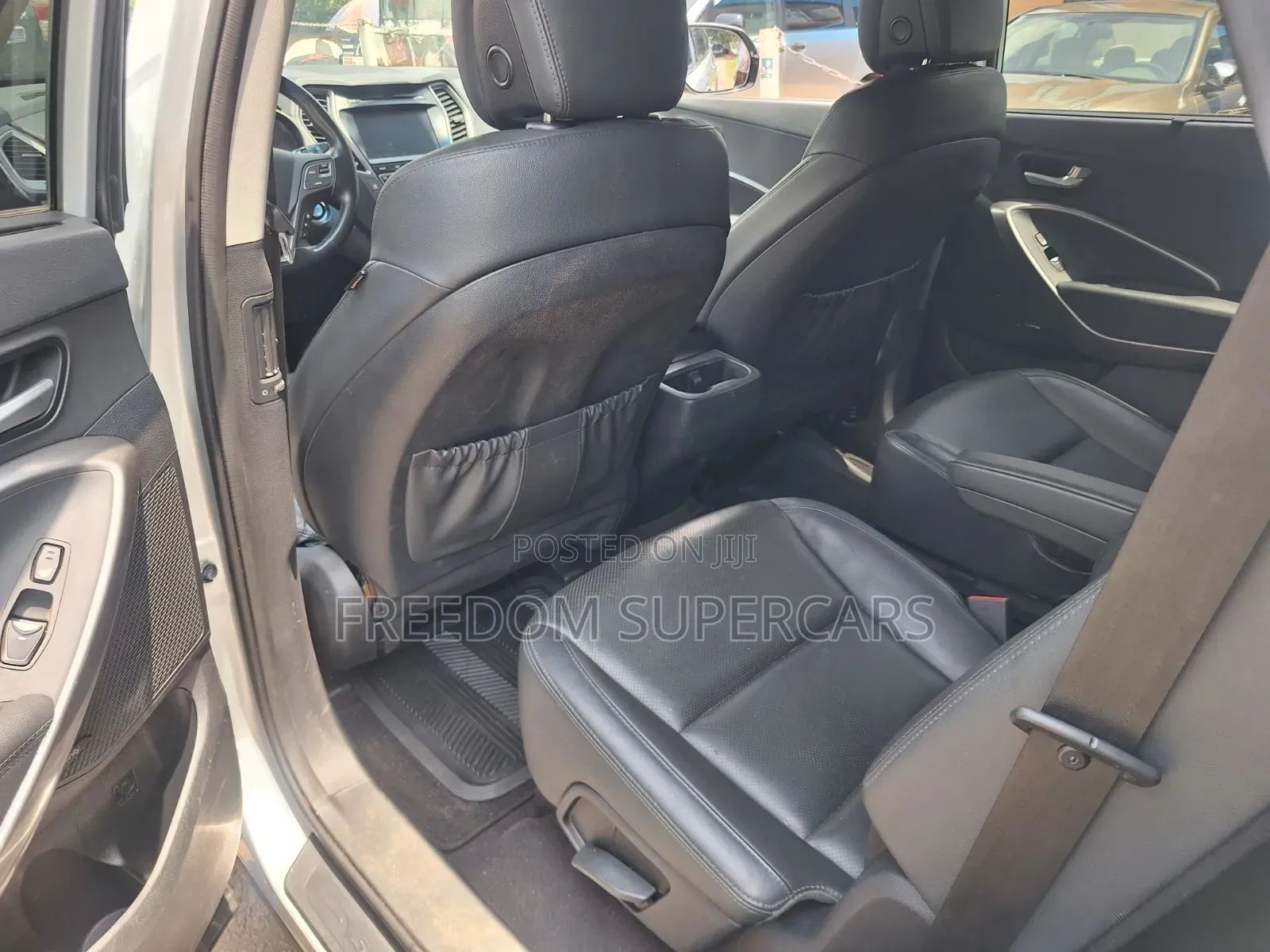 Hyundai Santa Fe 2017 Silver