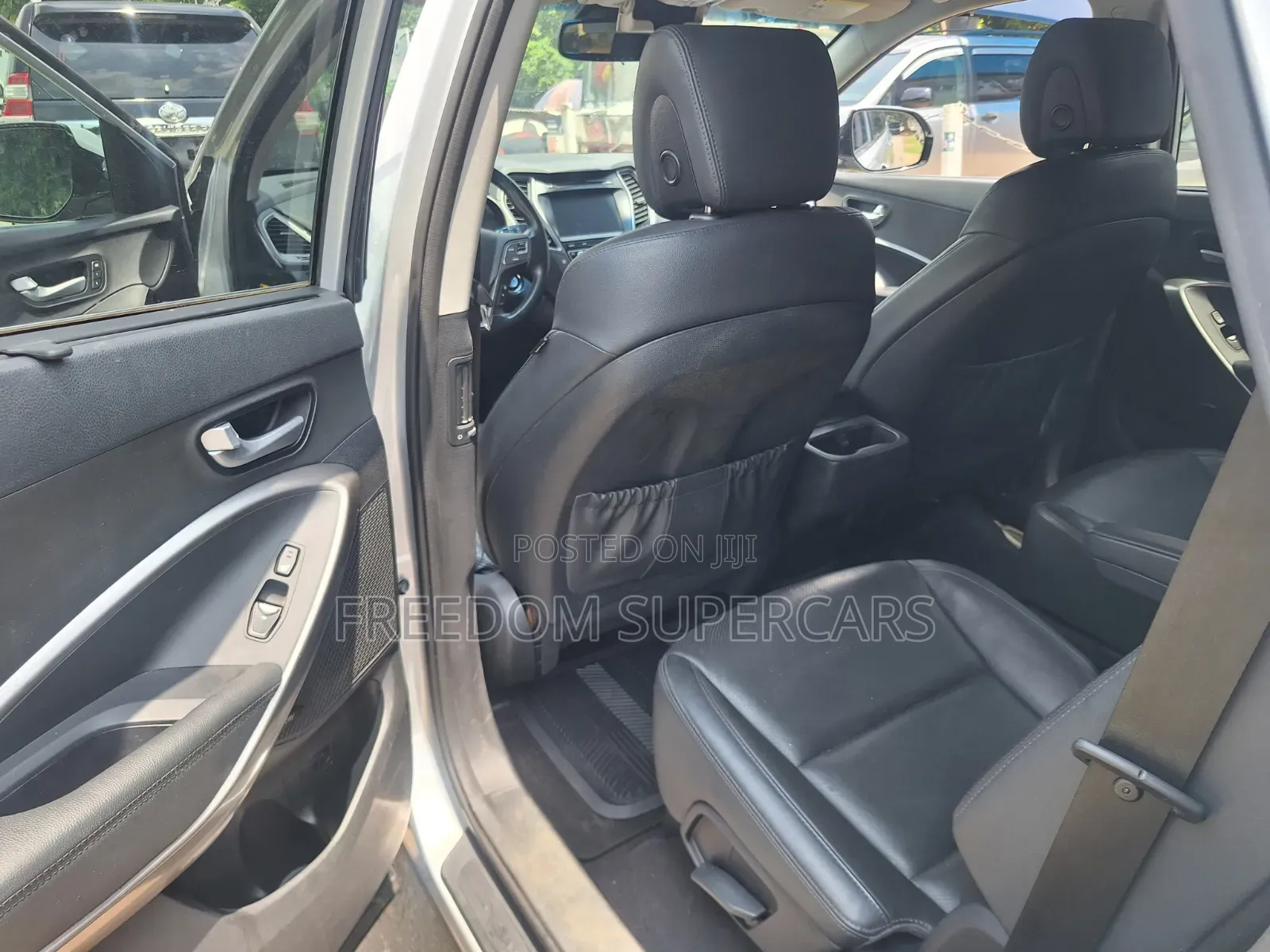 Hyundai Santa Fe 2017 Silver