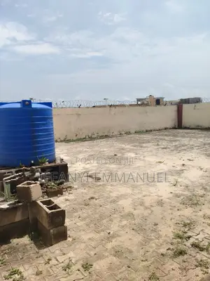 Furnished 6bdrm Duplex in Addo Road Ajah, for sale