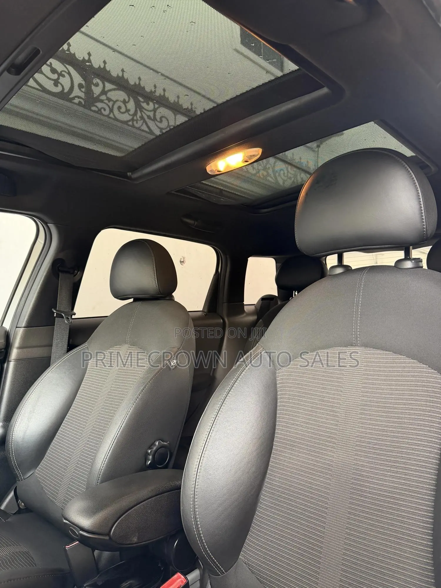 Mini Cooper Classic 2013 White
