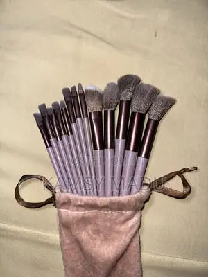 Makeup Brush