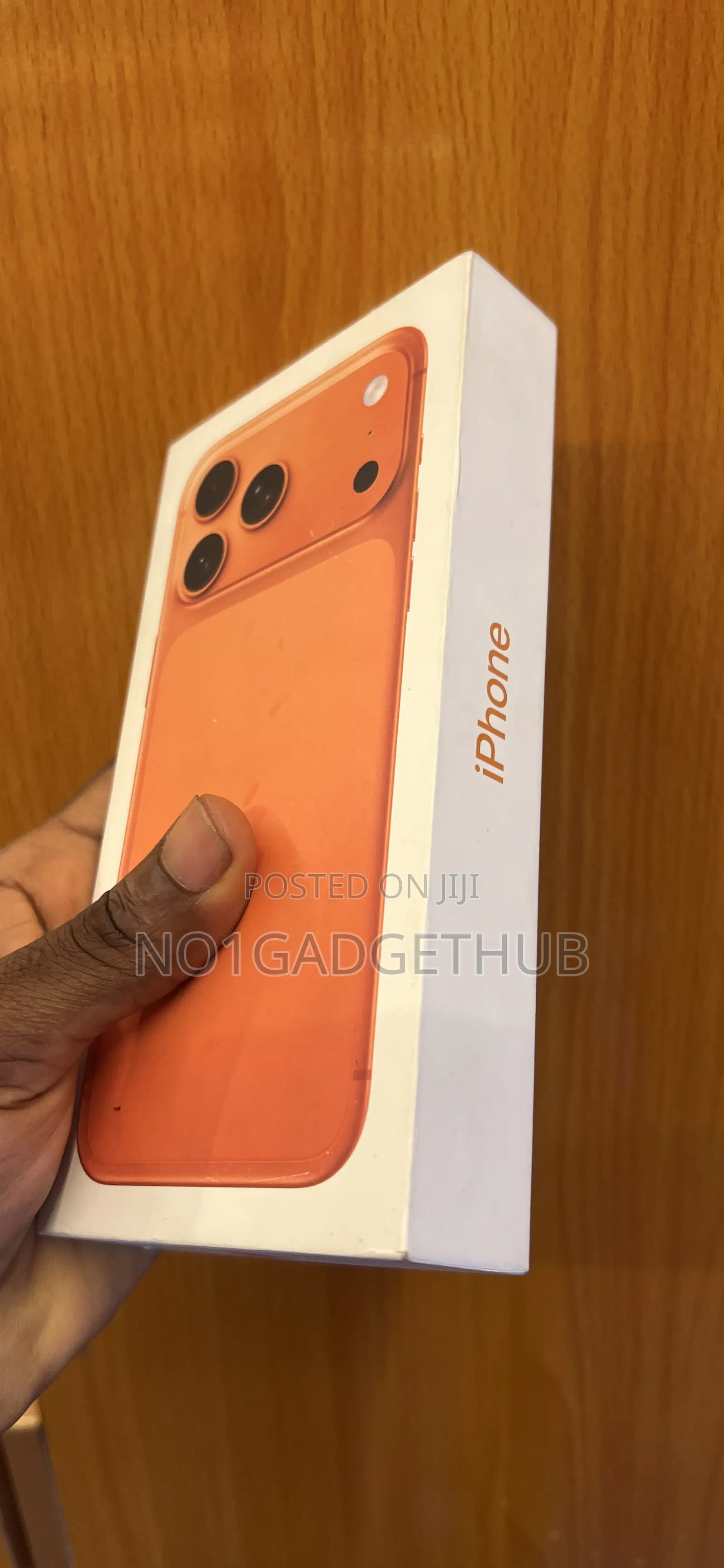 New Apple iPhone 17 Pro Max 1 TB Orange
